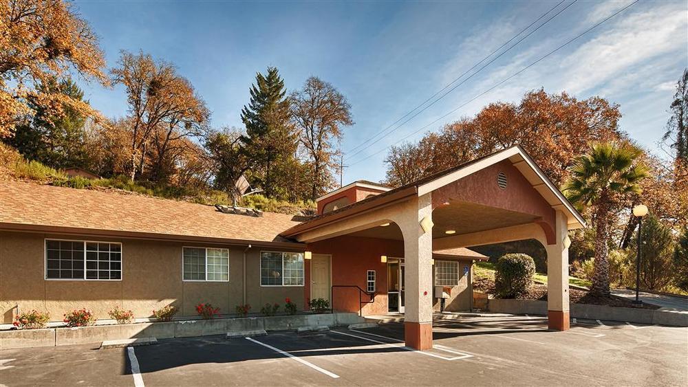 Best Western Willits Inn Exterior photo